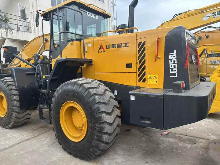 SDLG Wheel Loader 985L Second -hand Wheel Loader Electric Valve Water Pump Engine diesel Pump Valve in China - Excavadora: foto 5 SDLG Wheel Loader 985L Second -hand Wheel Loader Electric Valve Water Pump Engine diesel Pump Valve in China - Excavadora: foto 5