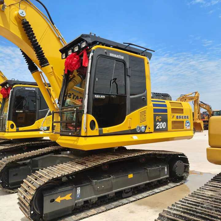 Excavadora USED komatsu Pc200-8 Excavator with Good Condition for Sale: foto 1