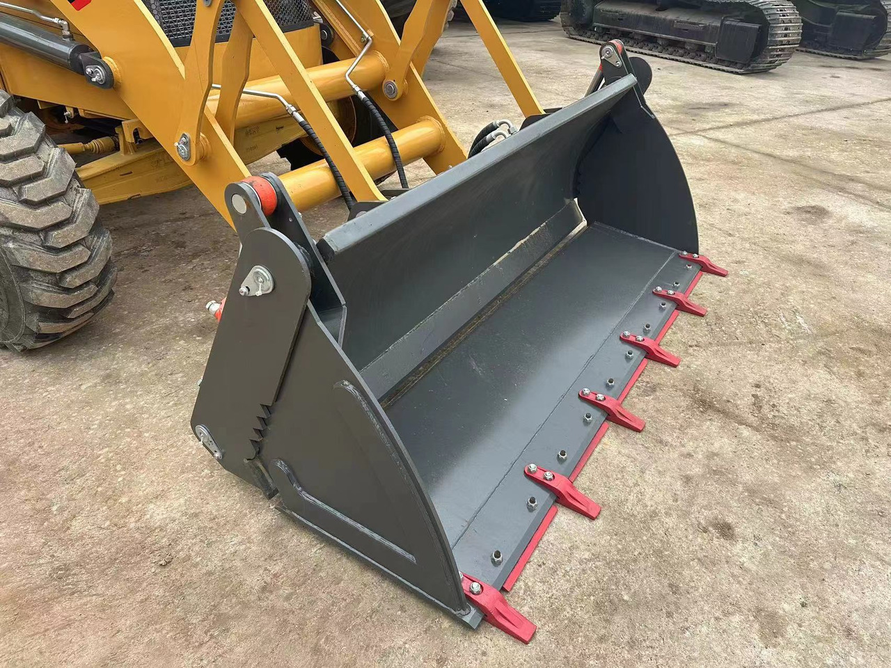 Used Backhoe High Quality CAT 420F - Retroexcavadora: foto 3 Used Backhoe High Quality CAT 420F - Retroexcavadora: foto 3