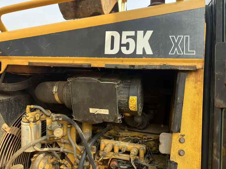 Used Cat Mini Bulldozer D5k Cat Dozers - Bulldozer: foto 3 Used Cat Mini Bulldozer D5k Cat Dozers - Bulldozer: foto 3