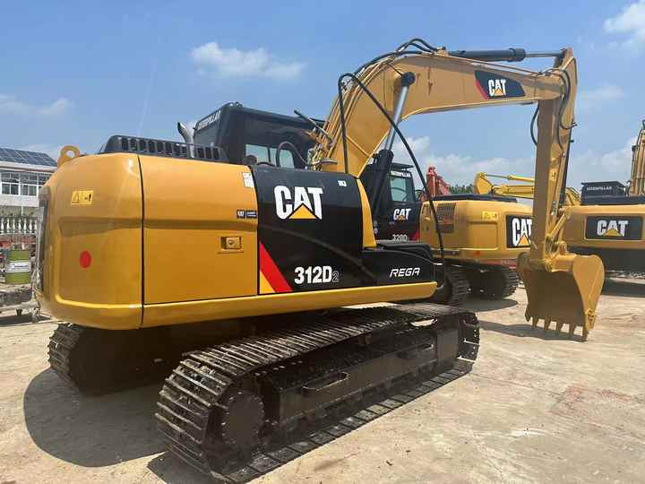 Used Caterpillar Cat312D2 Excavator Original Japan Heavy Machinery Caterpillar 312D2 Excavator for Sale - Excavadora de cadenas: foto 2 Used Caterpillar Cat312D2 Excavator Original Japan Heavy Machinery Caterpillar 312D2 Excavator for Sale - Excavadora de cadenas: foto 2