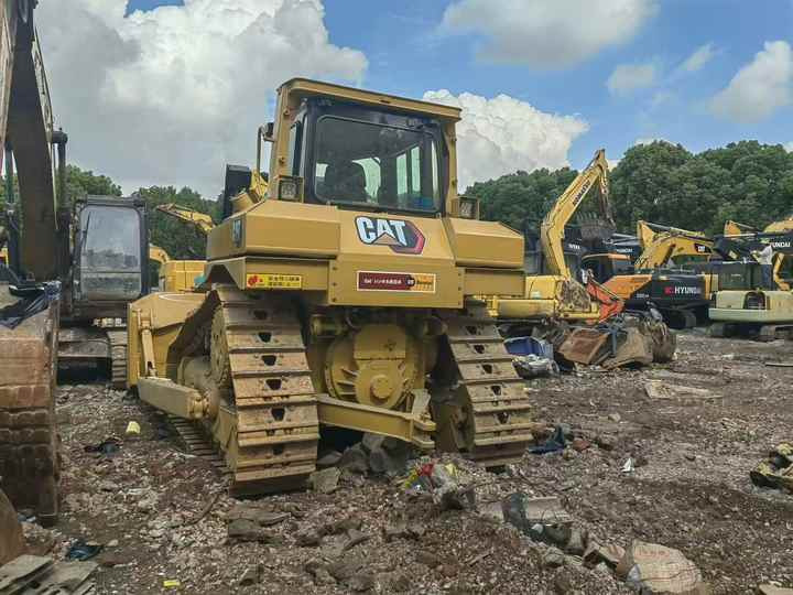 Used Caterpillar D6R Boutique Bulldozer in Running Working Condition Hot Sale Good Condition USD D6R D8R D9R D10R in Stock - Bulldozer: foto 2 Used Caterpillar D6R Boutique Bulldozer in Running Working Condition Hot Sale Good Condition USD D6R D8R D9R D10R in Stock - Bulldozer: foto 2