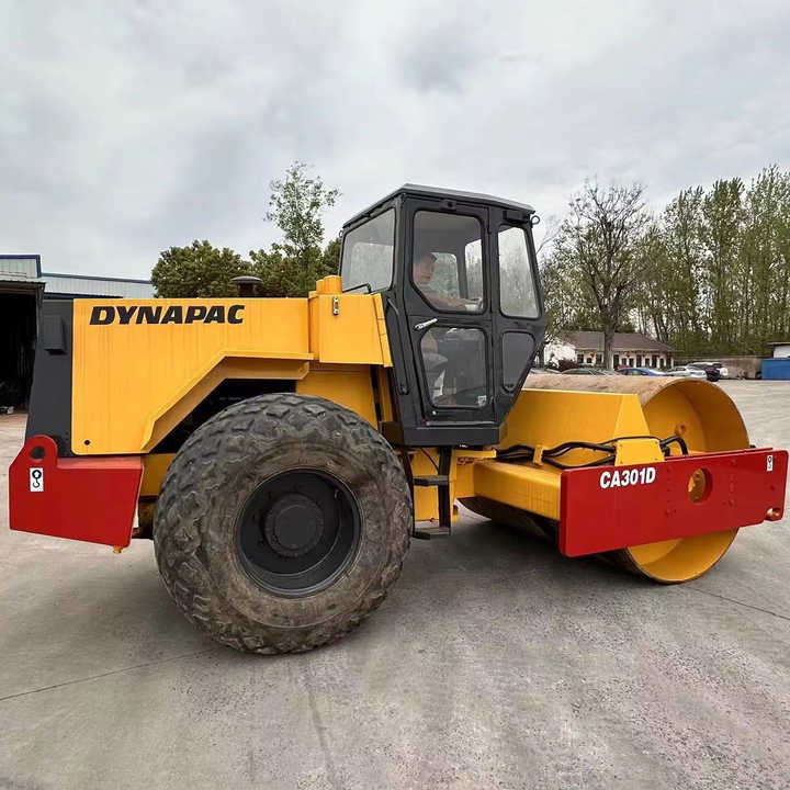 Used Dynapac CA301 Vibratory Roller with Less Working Time and Superior Performance Used Dynapac 251d/301D Roller for Sale - Apisonadora de asfalto: foto 1 Used Dynapac CA301 Vibratory Roller with Less Working Time and Superior Performance Used Dynapac 251d/301D Roller for Sale - Apisonadora de asfalto: foto 1