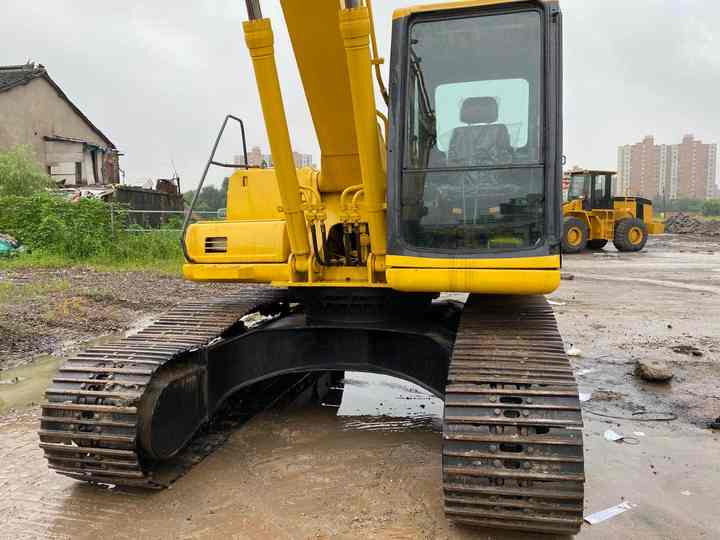 Used Good Quality Japan Original PC200-6 in Good Condition PC200-6 Komatsu - Excavadora de cadenas: foto 3 Used Good Quality Japan Original PC200-6 in Good Condition PC200-6 Komatsu - Excavadora de cadenas: foto 3