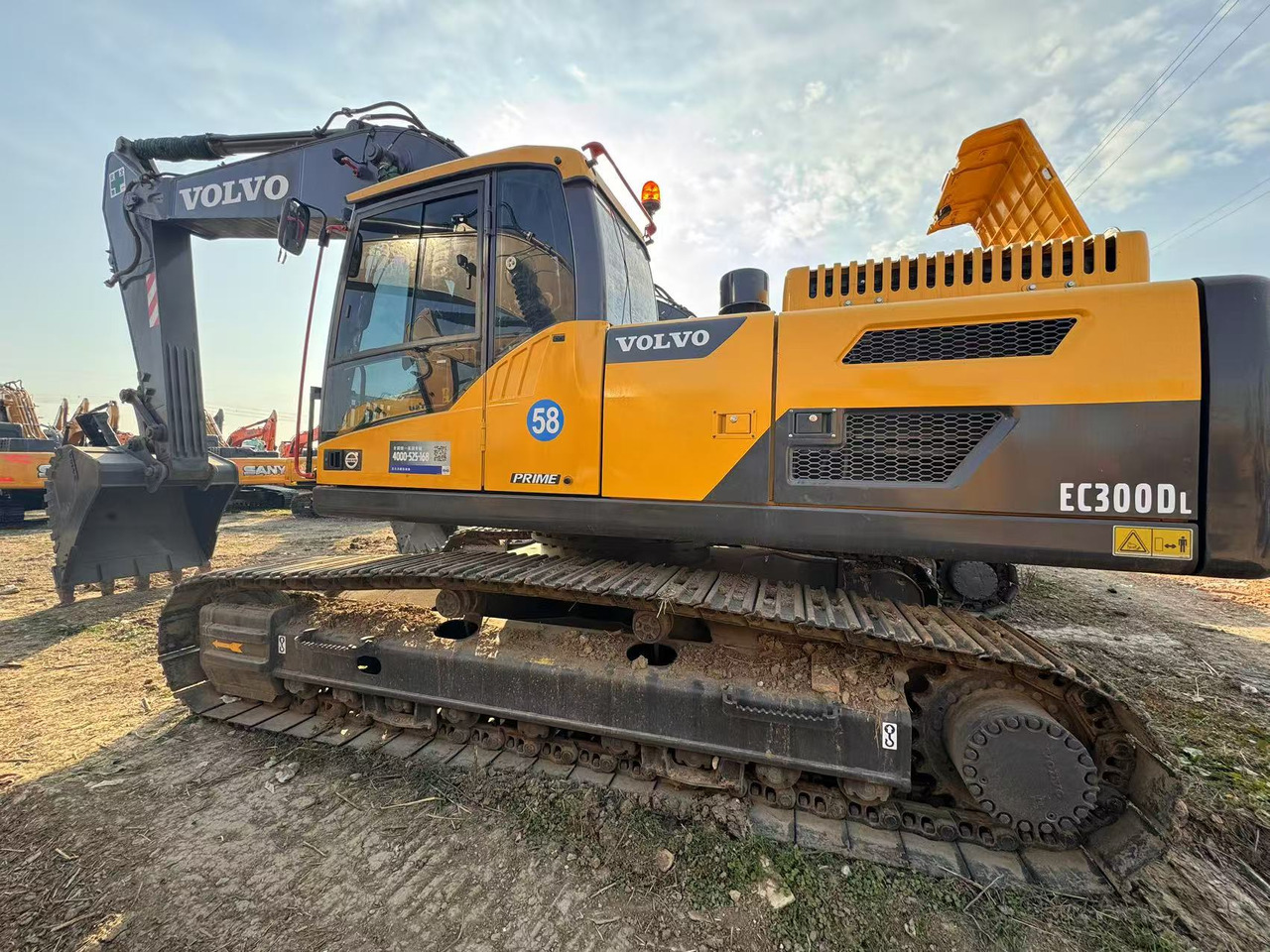 Used High Quality volvo EC300DL 30ton excavator machinery - Excavadora de cadenas: foto 1 Used High Quality volvo EC300DL 30ton excavator machinery - Excavadora de cadenas: foto 1