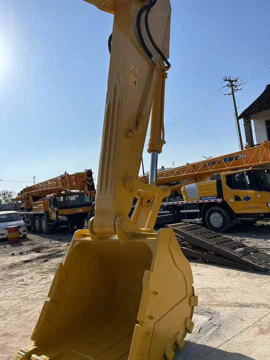 Excavadora de cadenas Used KOMATSU PC400-7 Excavator | Low Hours | Heavy-Duty Performance | Global Shipping: foto 6