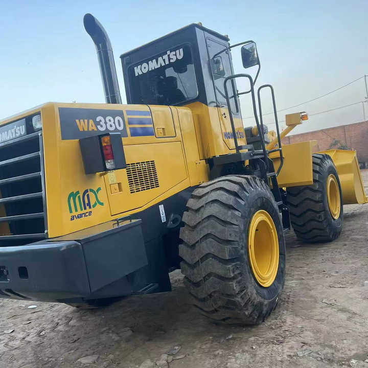 Cargadora de ruedas Used Komatsu WA380-3 Front Loader in Very Good Condition Strong Power komatsu 380 Wheel Loader Low Price Hot Sale: foto 1