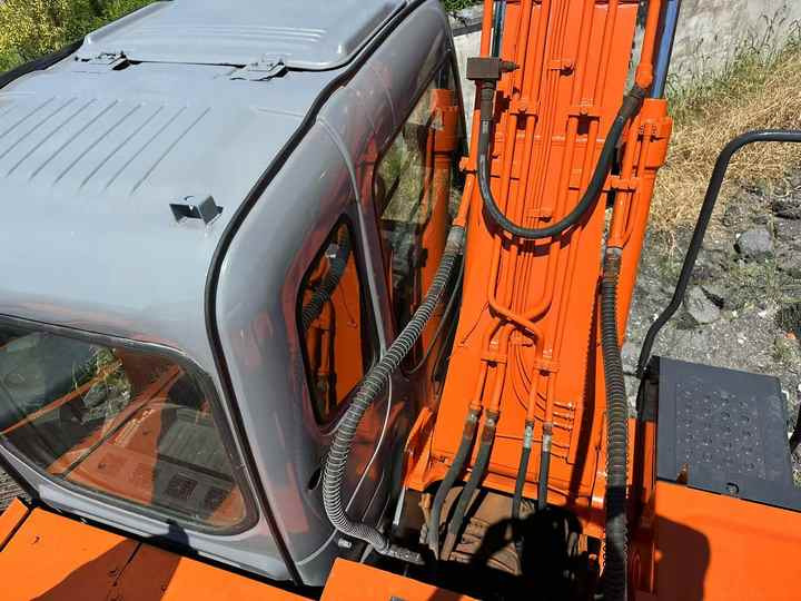 Used Wheel Excavator Hitachi ZX 130W Made in Japan 13tonHitachi Zx130w Wheel Excavator Price Used Hitachi Zx130 Excavator SALE - Excavadora de ruedas: foto 5 Used Wheel Excavator Hitachi ZX 130W Made in Japan 13tonHitachi Zx130w Wheel Excavator Price Used Hitachi Zx130 Excavator SALE - Excavadora de ruedas: foto 5