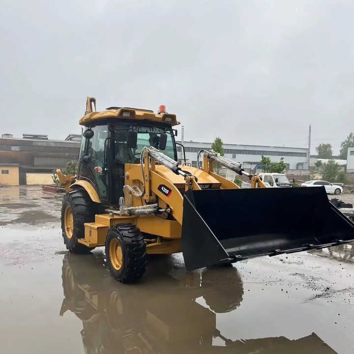 Used Wheel Loader CAT420F Caterpillar 420F Construction Machinery Mini Wheel Skid Steer Loader in Stock - Cargadora de ruedas: foto 4 Used Wheel Loader CAT420F Caterpillar 420F Construction Machinery Mini Wheel Skid Steer Loader in Stock - Cargadora de ruedas: foto 4