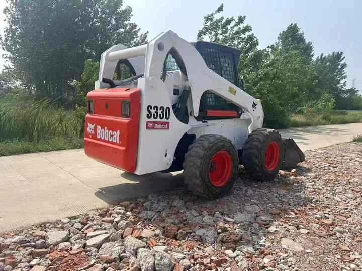 Very Low Price American Brand Used Bobcat S330 Skid Steer Loader with Superior Performance for Sale S160/S180/S300 in Stock - Minicargadora: foto 3 Very Low Price American Brand Used Bobcat S330 Skid Steer Loader with Superior Performance for Sale S160/S180/S300 in Stock - Minicargadora: foto 3