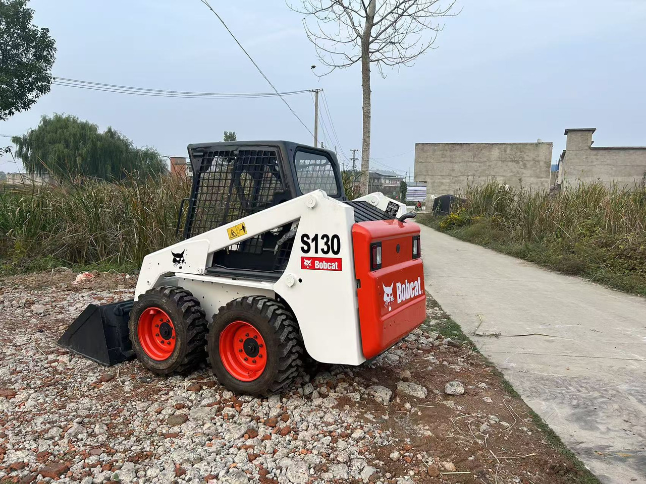 BOBCAT S130 - Minicargadora: foto 4 BOBCAT S130 - Minicargadora: foto 4