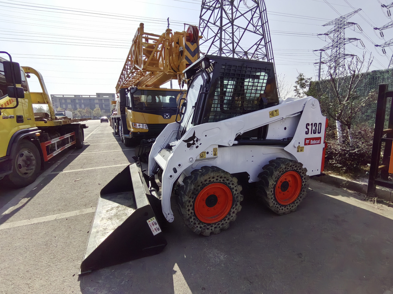 BOBCAT S130 - Minicargadora: foto 1 BOBCAT S130 - Minicargadora: foto 1