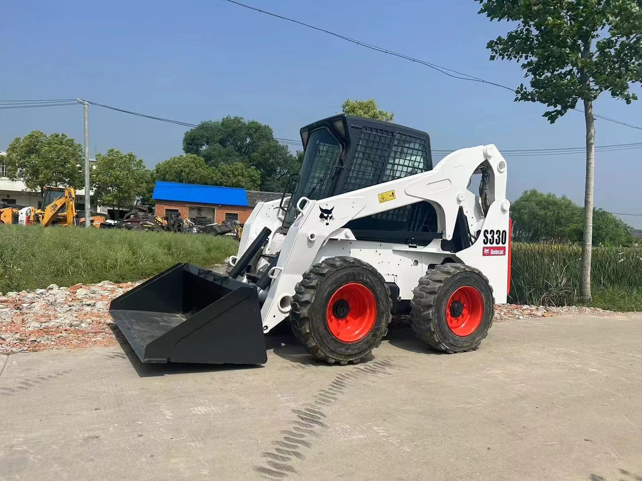 BOBCAT S330 - Minicargadora: foto 3 BOBCAT S330 - Minicargadora: foto 3