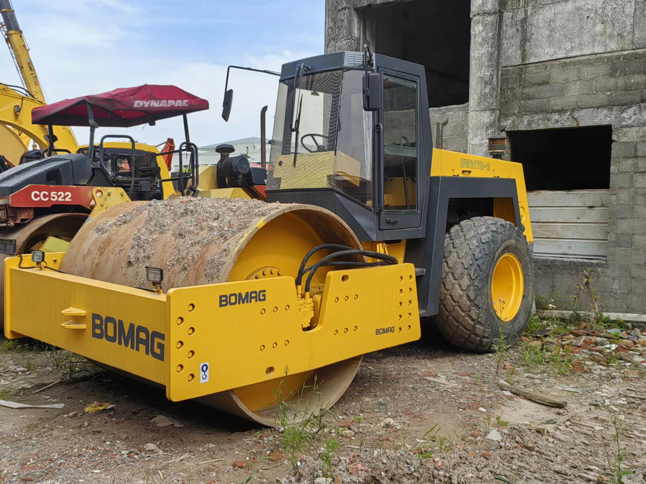 BOMAG BW217D - Apisonadora de asfalto: foto 1 BOMAG BW217D - Apisonadora de asfalto: foto 1