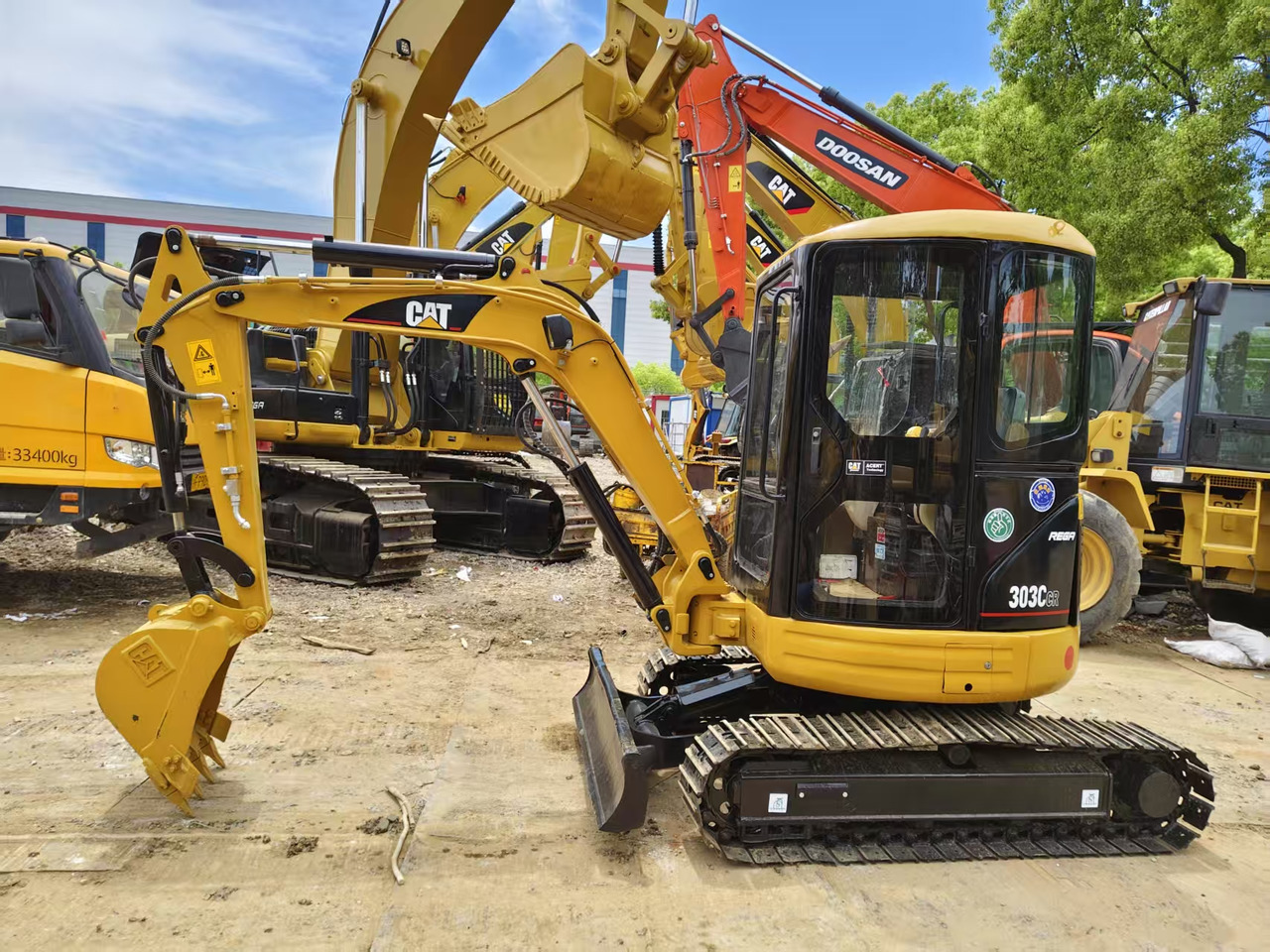 CATERPILLAR 303CR - Miniexcavadora: foto 1 CATERPILLAR 303CR - Miniexcavadora: foto 1