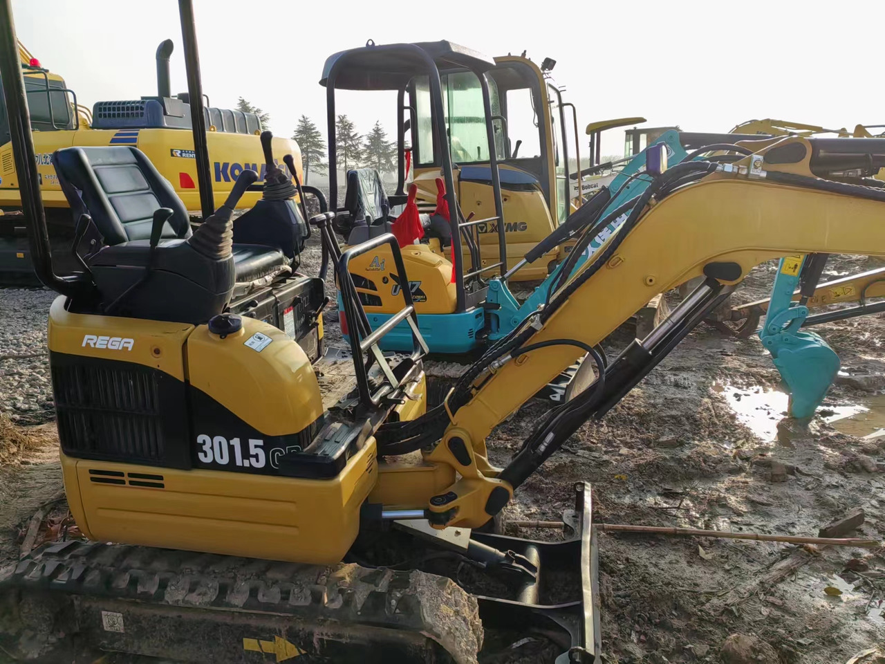CATERPILLAR 305.5E - Miniexcavadora: foto 2 CATERPILLAR 305.5E - Miniexcavadora: foto 2