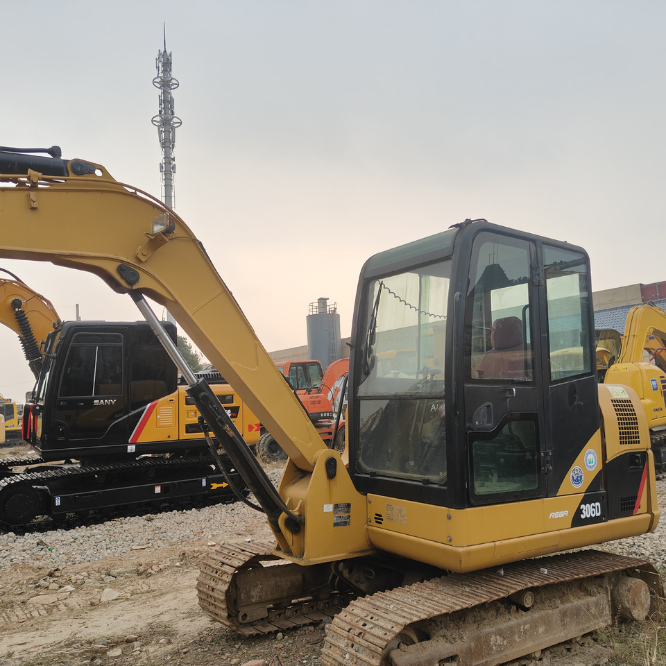 CATERPILLAR 306D - Miniexcavadora: foto 4 CATERPILLAR 306D - Miniexcavadora: foto 4