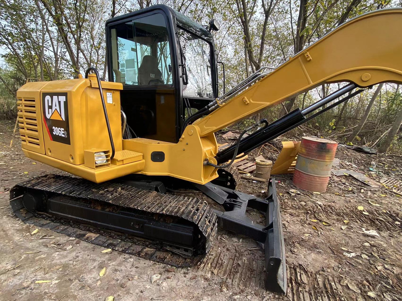 CATERPILLAR 306E2 - Miniexcavadora: foto 1 CATERPILLAR 306E2 - Miniexcavadora: foto 1