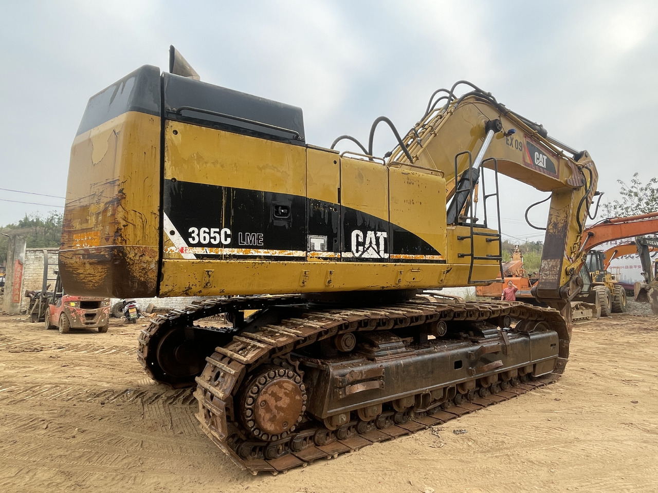 CATERPILLAR 365C - Excavadora de cadenas: foto 3 CATERPILLAR 365C - Excavadora de cadenas: foto 3
