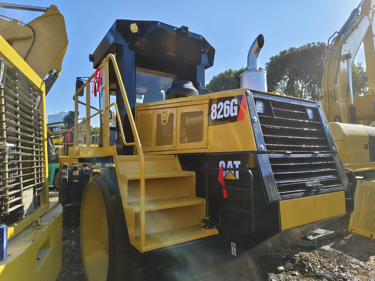 CATERPILLAR 826G - Apisonadora de asfalto: foto 5 CATERPILLAR 826G - Apisonadora de asfalto: foto 5