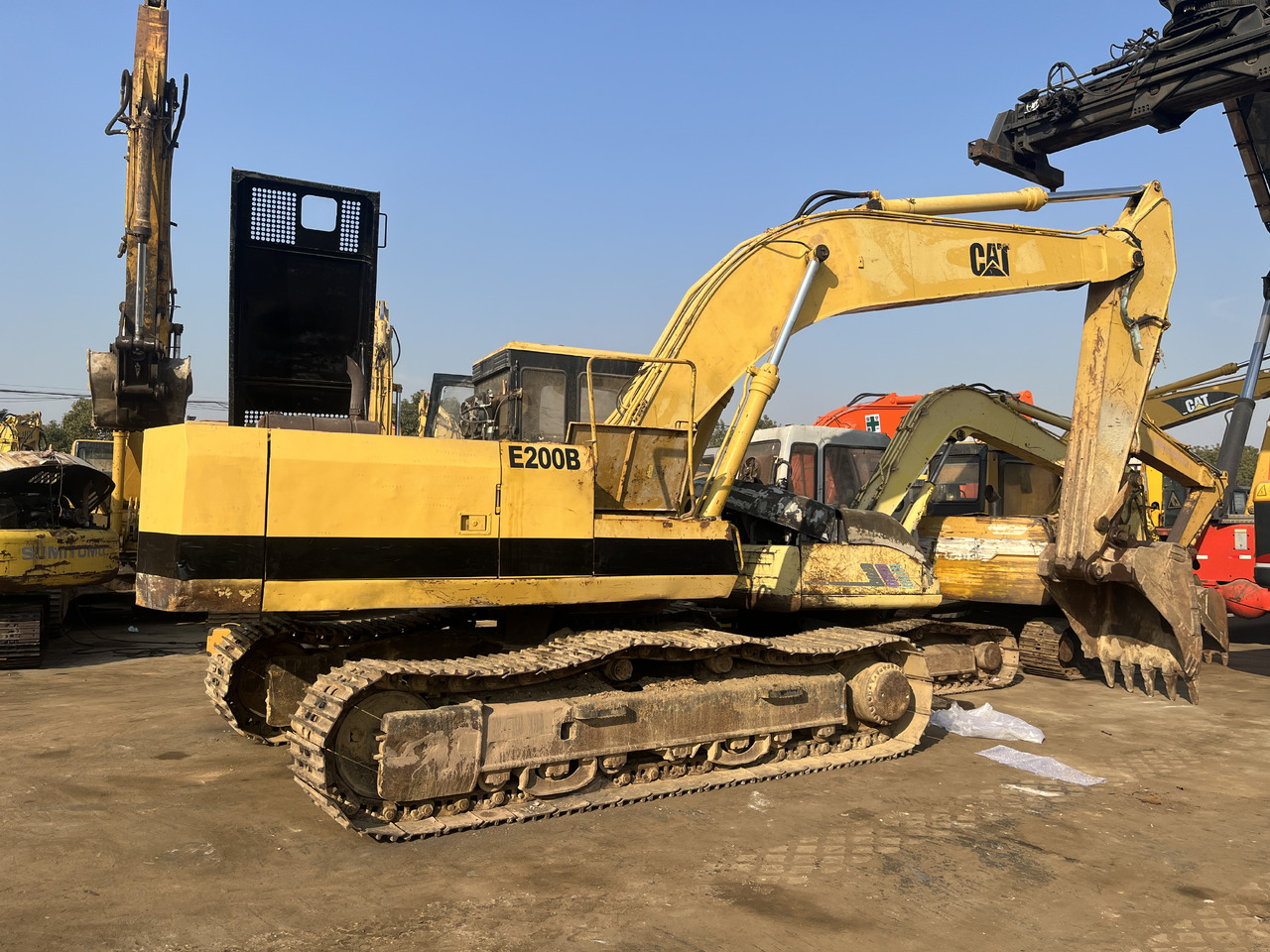 CATERPILLAR E200 - Excavadora de cadenas: foto 5 CATERPILLAR E200 - Excavadora de cadenas: foto 5