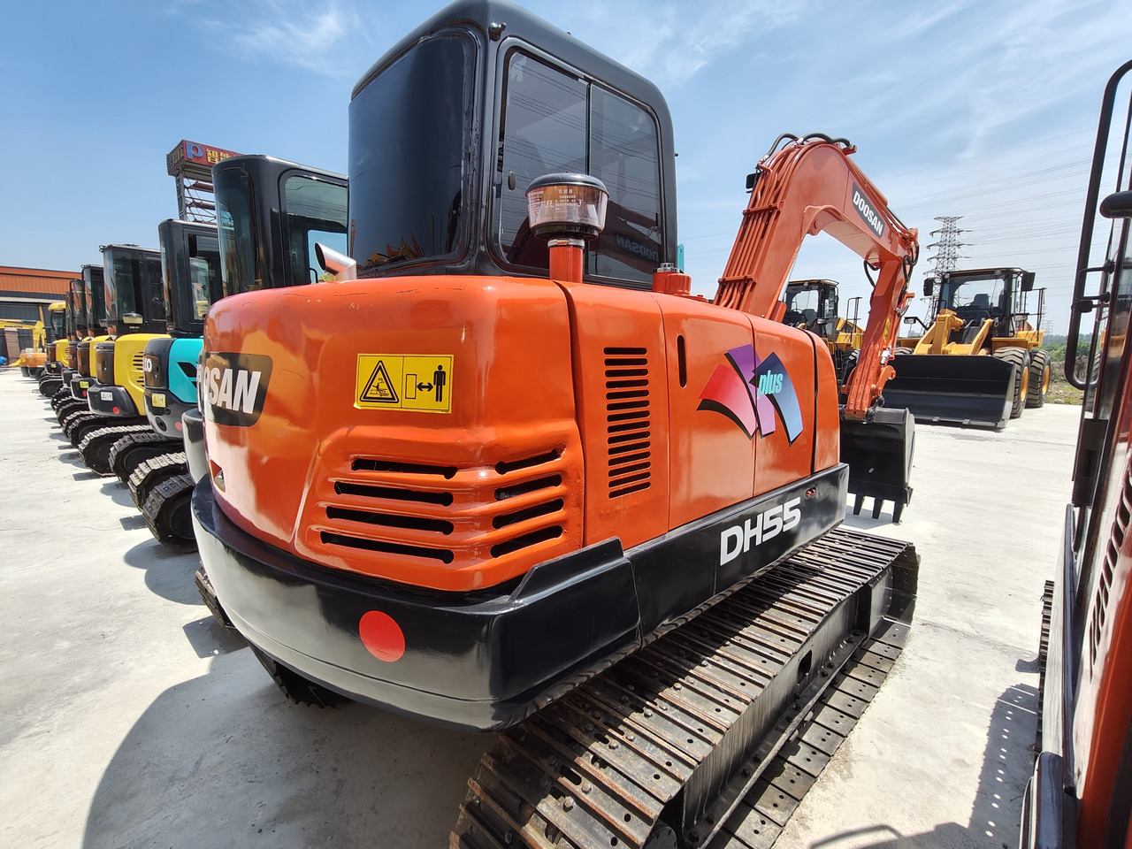 DOOSAN DH55 - Excavadora de cadenas: foto 2 DOOSAN DH55 - Excavadora de cadenas: foto 2