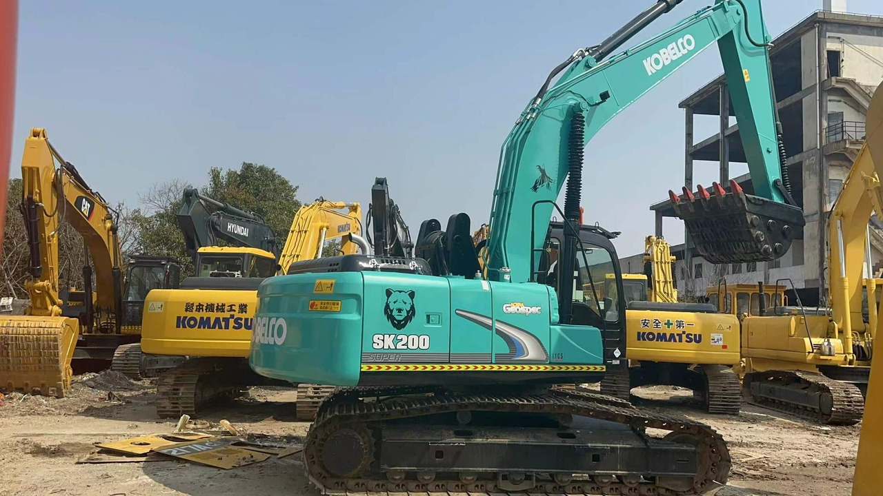 KOBELCO SK200-8 - Excavadora de cadenas: foto 4 KOBELCO SK200-8 - Excavadora de cadenas: foto 4