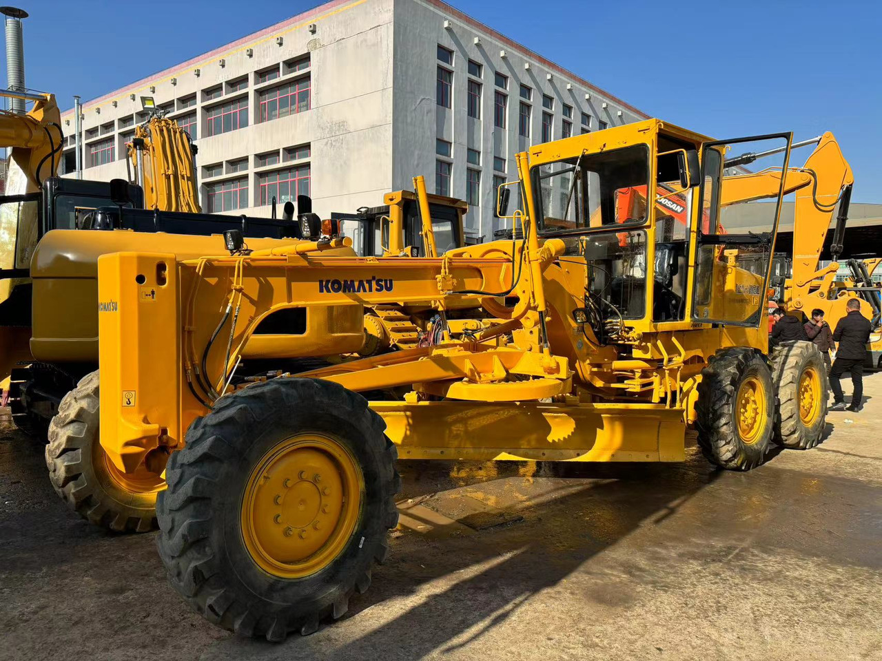 KOMATSU GD511 - Grader: foto 2 KOMATSU GD511 - Grader: foto 2