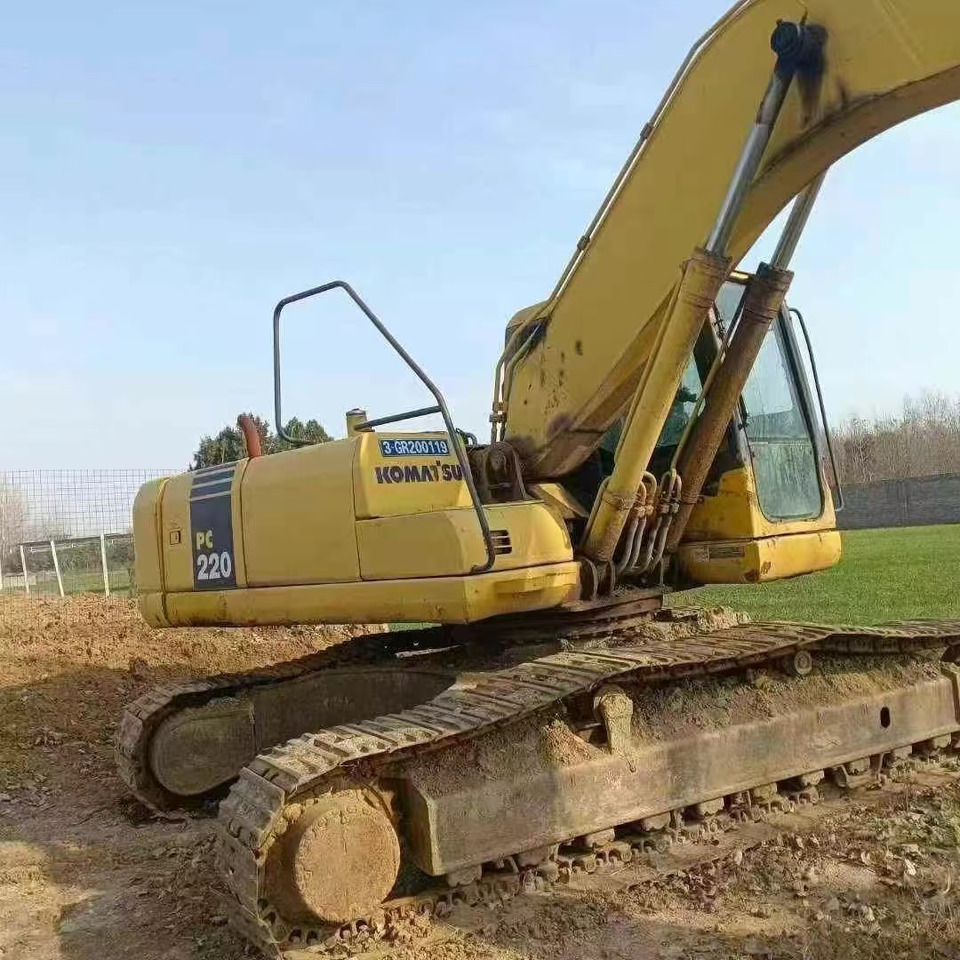 KOMATSU PC220-7 - Excavadora de cadenas: foto 3 KOMATSU PC220-7 - Excavadora de cadenas: foto 3
