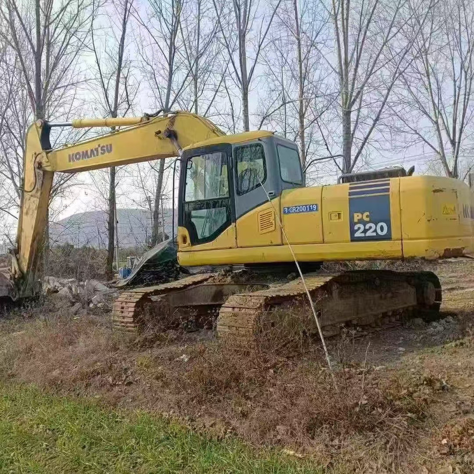 KOMATSU PC220-7 - Excavadora de cadenas: foto 1 KOMATSU PC220-7 - Excavadora de cadenas: foto 1