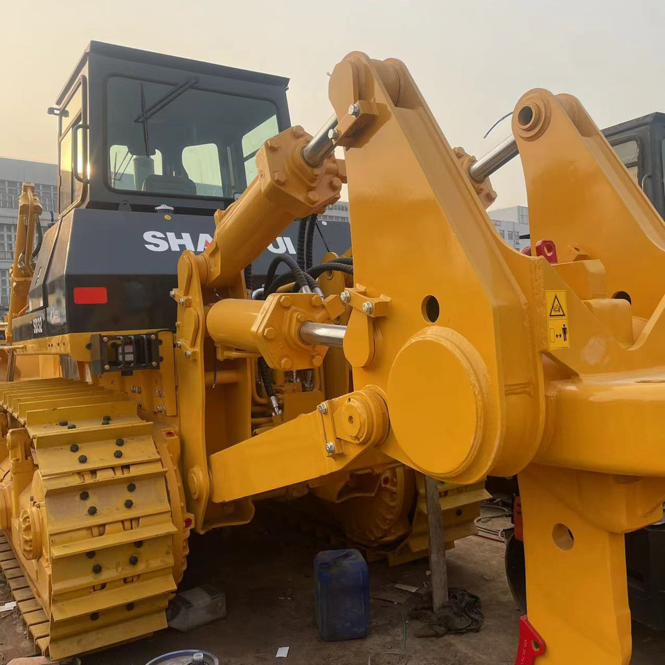 SHANTUI SD32 - Bulldozer: foto 2 SHANTUI SD32 - Bulldozer: foto 2