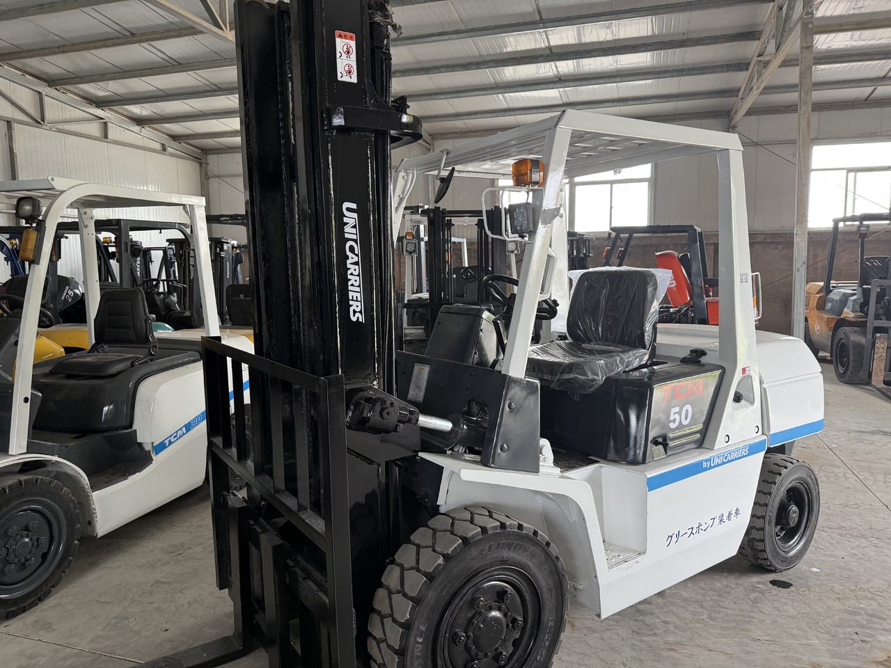 TCM FD50 - Plataforma de tijeras: foto 2 TCM FD50 - Plataforma de tijeras: foto 2