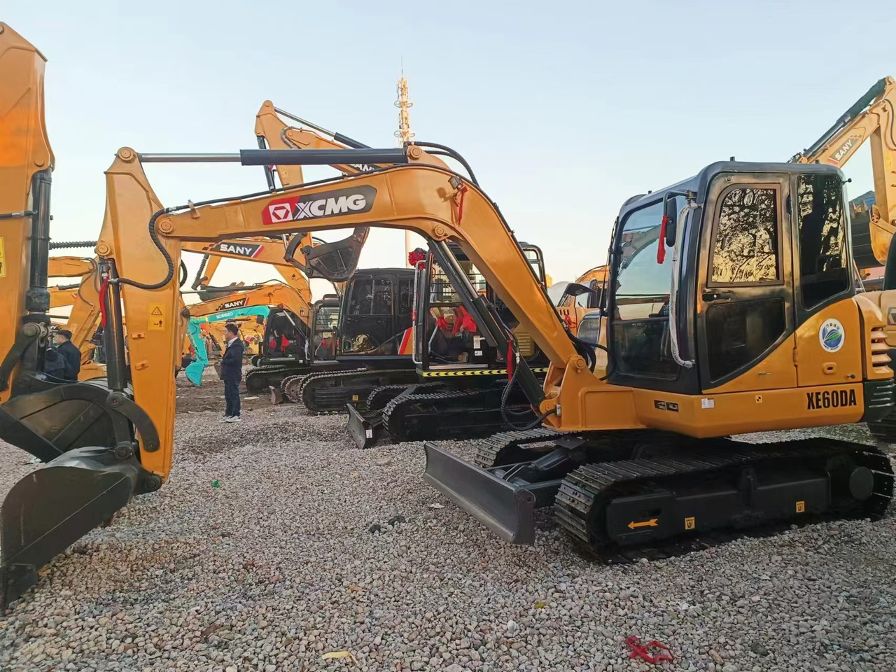 XCMG XE60DA - Excavadora de cadenas: foto 3 XCMG XE60DA - Excavadora de cadenas: foto 3