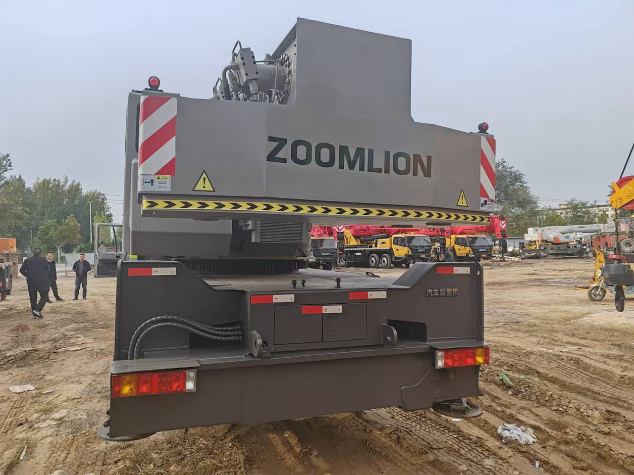 ZOOMLION ZTC350H - Autogrúa: foto 4 ZOOMLION ZTC350H - Autogrúa: foto 4