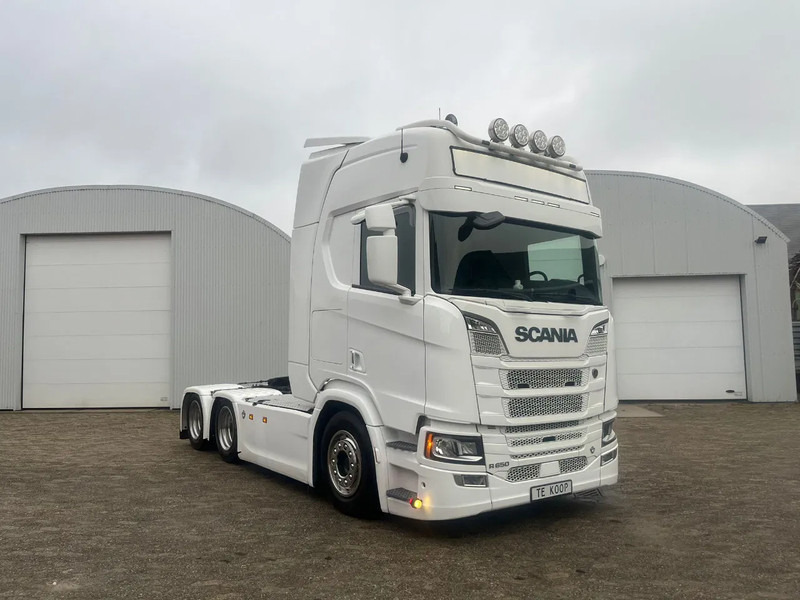 Scania R650 V8 NGS R650 6x4 - Cabeza tractora: foto 4 Scania R650 V8 NGS R650 6x4 - Cabeza tractora: foto 4