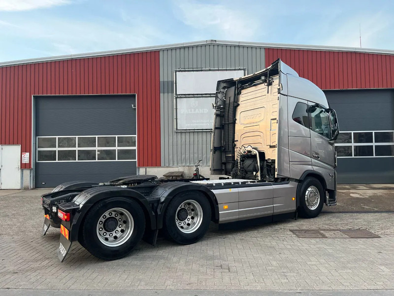 Volvo FH 16.650 FH16 6x4 - Cabeza tractora: foto 4 Volvo FH 16.650 FH16 6x4 - Cabeza tractora: foto 4