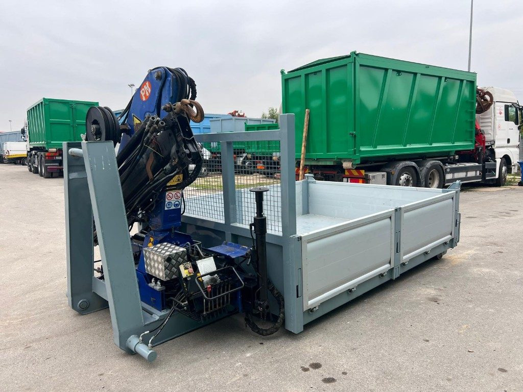 CONTAINER SCARRABILE NUOVO A PIANALE CON GRU - Contenedor de gancho: foto 5 CONTAINER SCARRABILE NUOVO A PIANALE CON GRU - Contenedor de gancho: foto 5
