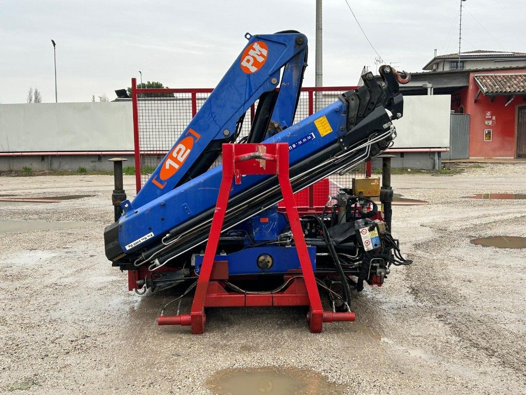 CONTAINER SCARRABILE NUOVO A PIANALE CON GRU - Contenedor de gancho: foto 2 CONTAINER SCARRABILE NUOVO A PIANALE CON GRU - Contenedor de gancho: foto 2