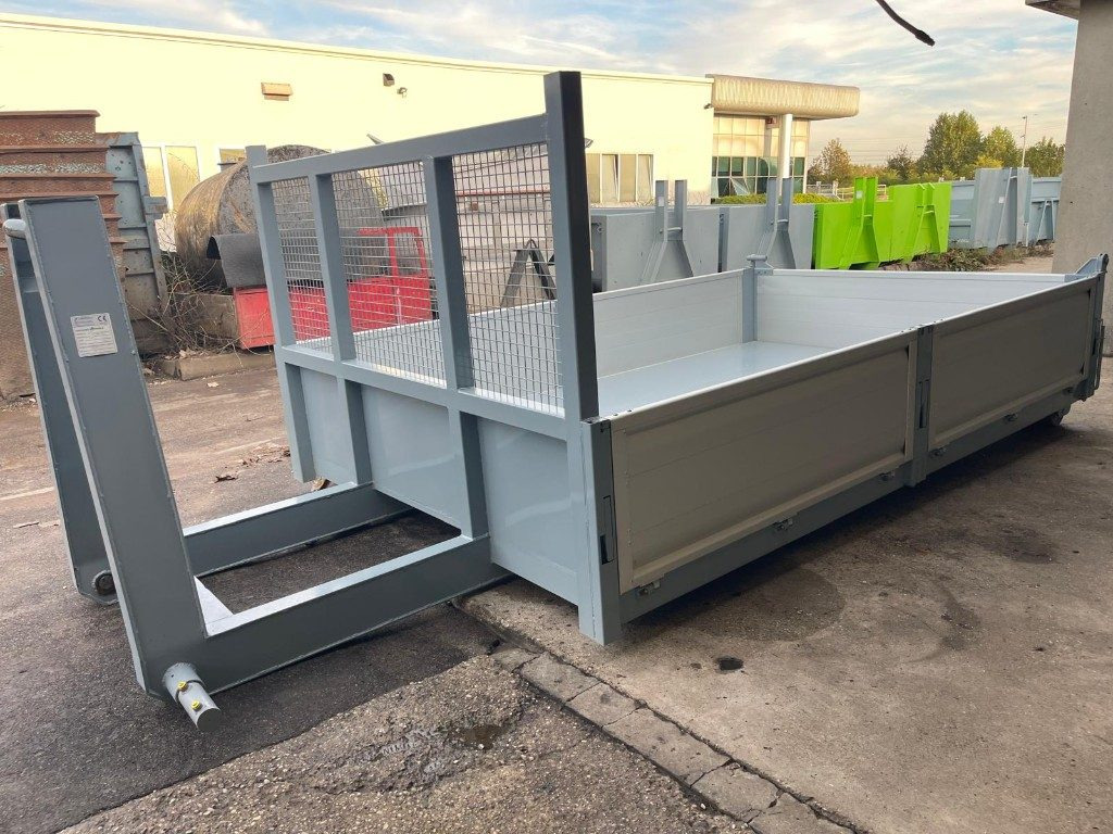 CONTAINER SCARRABILE NUOVO A PIANALE CON SPONDE - Contenedor de gancho: foto 1 CONTAINER SCARRABILE NUOVO A PIANALE CON SPONDE - Contenedor de gancho: foto 1