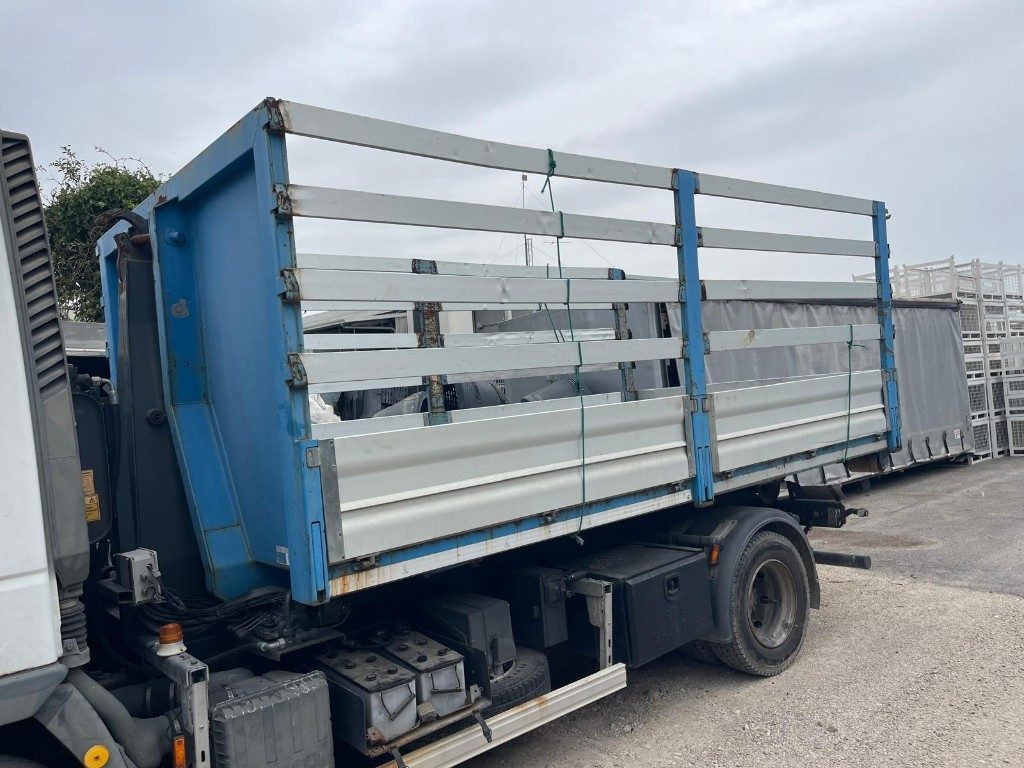 CONTAINER SCARRABILE USATO A PIANALE CON SPONDE - Contenedor de gancho: foto 1 CONTAINER SCARRABILE USATO A PIANALE CON SPONDE - Contenedor de gancho: foto 1