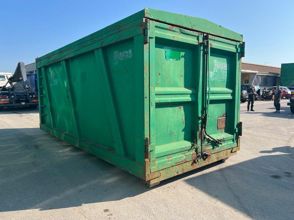 CONTAINER SCARRABILE USATO CON COPERCHIO - Contenedor de gancho: foto 4 CONTAINER SCARRABILE USATO CON COPERCHIO - Contenedor de gancho: foto 4
