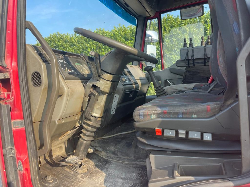 FIAT IVECO EUROCARGO 150E23 - Camión multibasculante: foto 3 FIAT IVECO EUROCARGO 150E23 - Camión multibasculante: foto 3