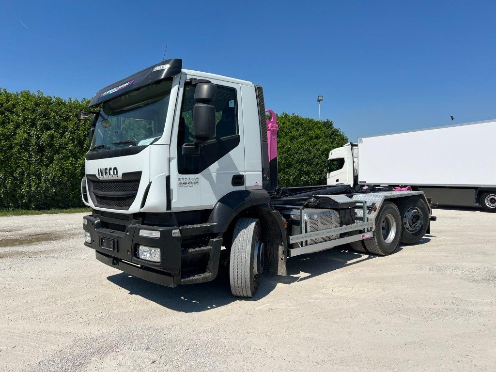 IVECO STRALIS 460 SCARRABILE - Camión multibasculante: foto 1 IVECO STRALIS 460 SCARRABILE - Camión multibasculante: foto 1