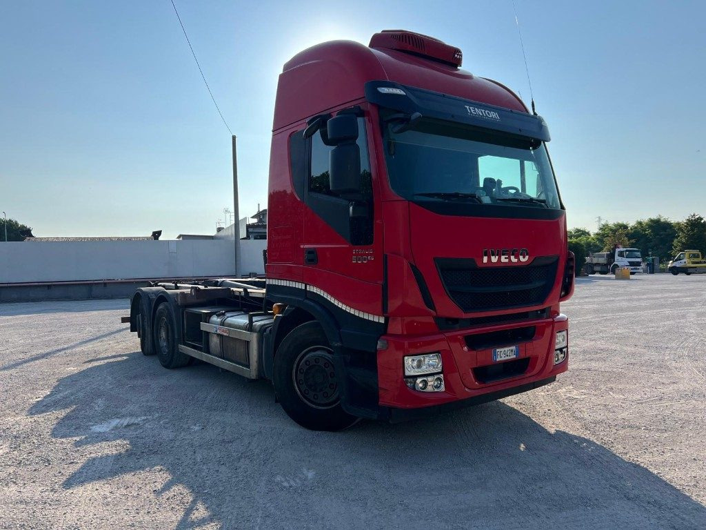 IVECO STRALIS 500 SCARRABILE - Camión multibasculante: foto 2 IVECO STRALIS 500 SCARRABILE - Camión multibasculante: foto 2