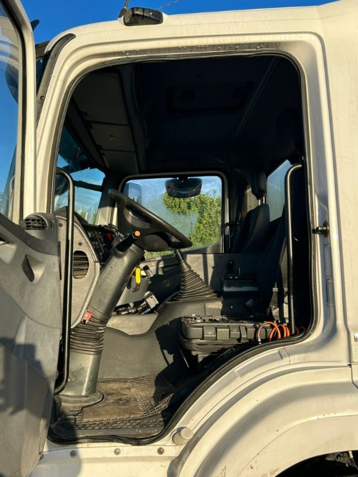 MERCEDES-BENZ MERCEDES 2533 SCARRABILE - Camión multibasculante: foto 5 MERCEDES-BENZ MERCEDES 2533 SCARRABILE - Camión multibasculante: foto 5