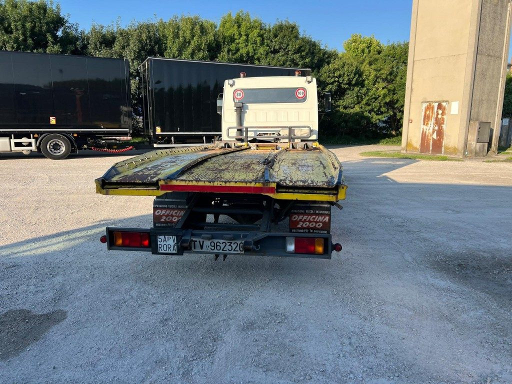 NISSAN M I L50 PER SOCCORSO STRADALE - Grua de remolque autos: foto 5 NISSAN M I L50 PER SOCCORSO STRADALE - Grua de remolque autos: foto 5