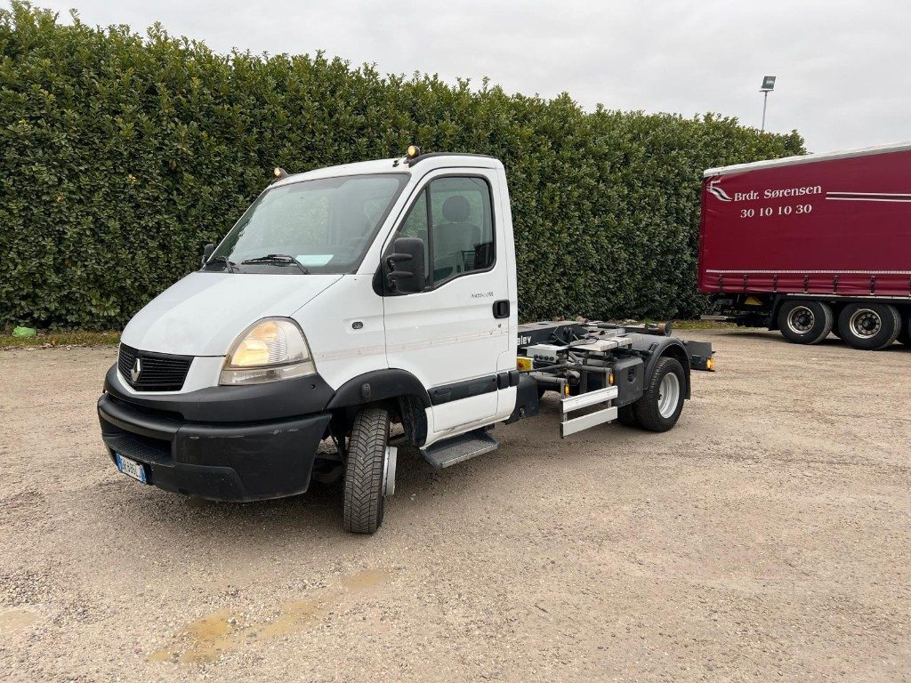 Camión multibasculante RENAULT MASCOTT SCARRABILE: foto 7 Camión multibasculante RENAULT MASCOTT SCARRABILE: foto 7