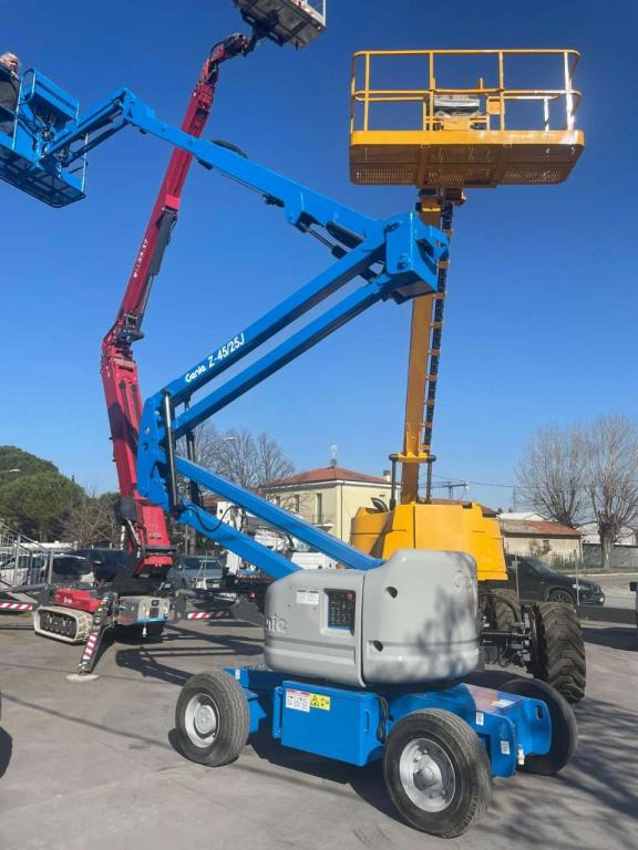 Genie Z45/25 - Plataforma articulada: foto 1 Genie Z45/25 - Plataforma articulada: foto 1