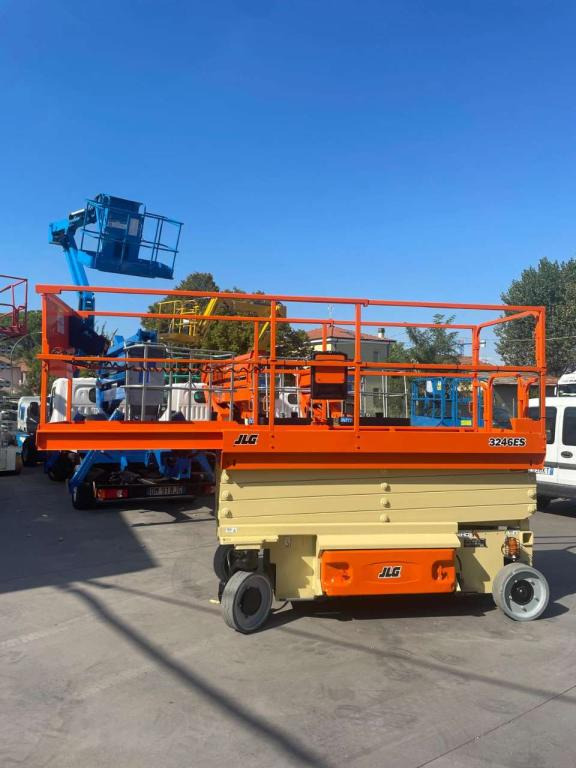 JLG 3246ES - Plataforma de tijeras: foto 1 JLG 3246ES - Plataforma de tijeras: foto 1