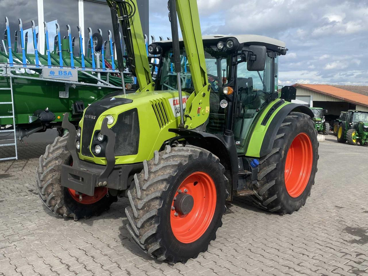 CLAAS Arion 420 CIS 2913 - Tractor: foto 3 CLAAS Arion 420 CIS 2913 - Tractor: foto 3